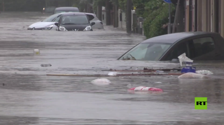 بالفيديو.. الفيضانات العارمة تجتاح منطقة إميليا-رومانيا الإيطالية