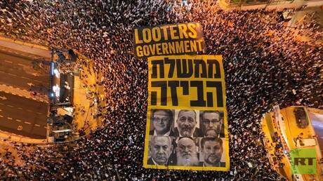 بعد تعليقها الأسبوع الماضي.. مظاهرات حاشدة في إسرائيل رفضا للتعديلات القضائية (صور + فيديو)