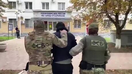 اعتقال أحد سكان أورينبورغ كان يحضر لهجمات إرهابية بتوجيه من المخابرات الأوكرانية (فيديو)
