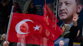 تركيا.. فرز أصوات المقترعين داخل البلاد يقترب من الانتهاء وأردوغان يفشل في الحصول على 50%