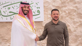 مستشارة الأسد تعلن موقف دمشق من حضور زيلينسكي القمة العربية