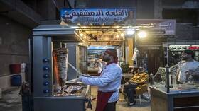 وزير سوري يزور القاهرة ويدعو لبحث مسألة