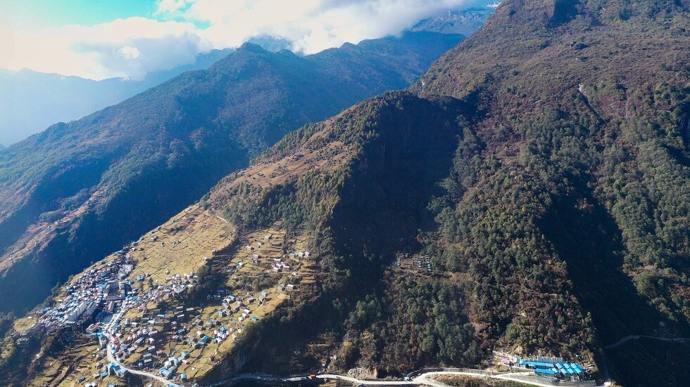 الصين والهند تعربان عن استعدادهما المتبادل للحد من التوترات الحدودية