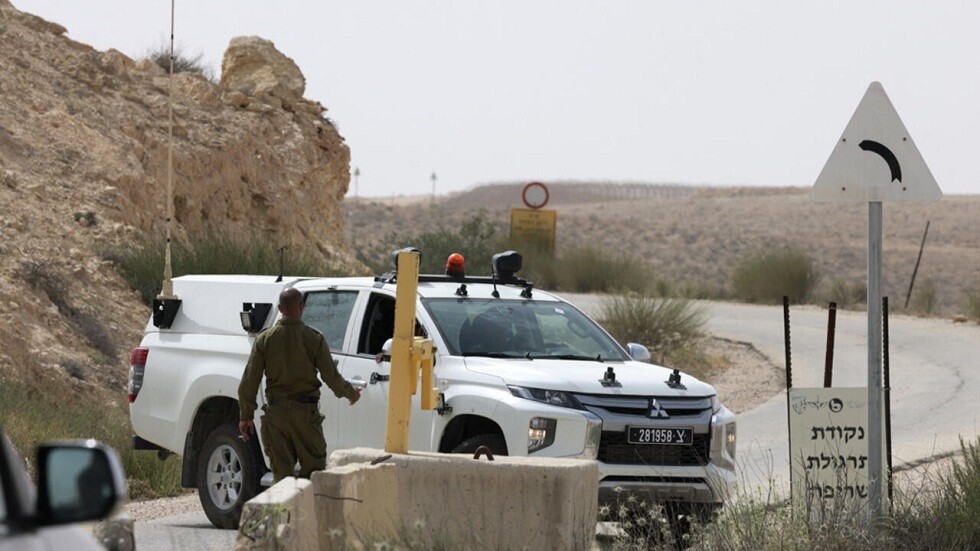 خبير استراتيجي مصري يكشف التفاصيل الكاملة لحادث الحدود مع إسرائيل (فيديو)