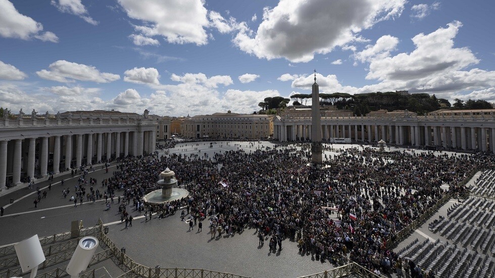مبعوث بابا الفاتيكان يزور كييف اليوم