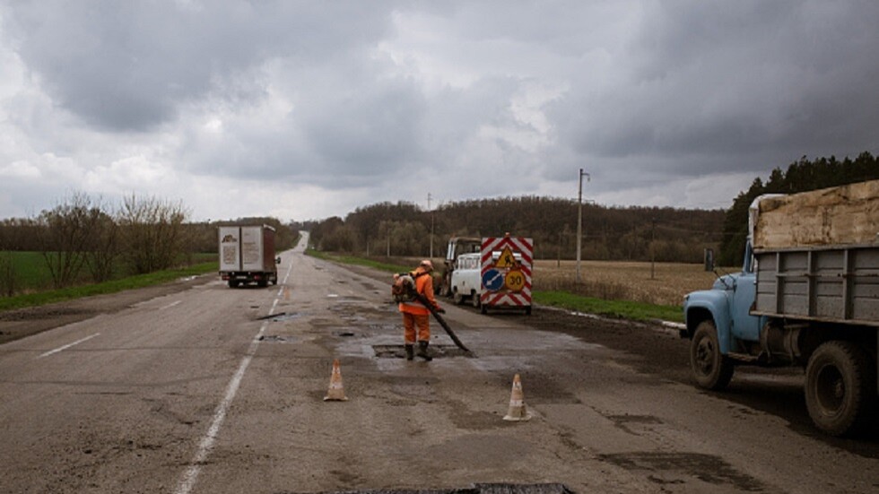 مصدر: كييف تخرج السكان بالقوة من مدينتي سلافيانسك وكراماتورسك