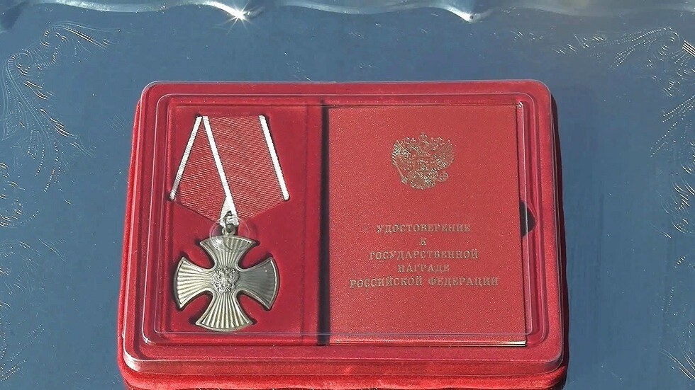 بوتين يمنح بريليبين وشوبين وسام الشجاعة