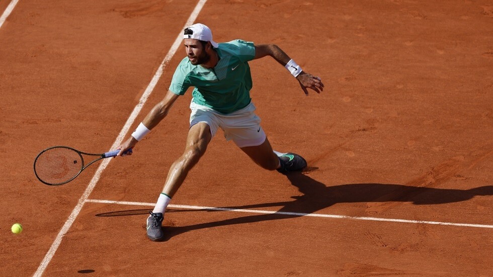 خروج آخر روسي من فرنسا (فيديو)