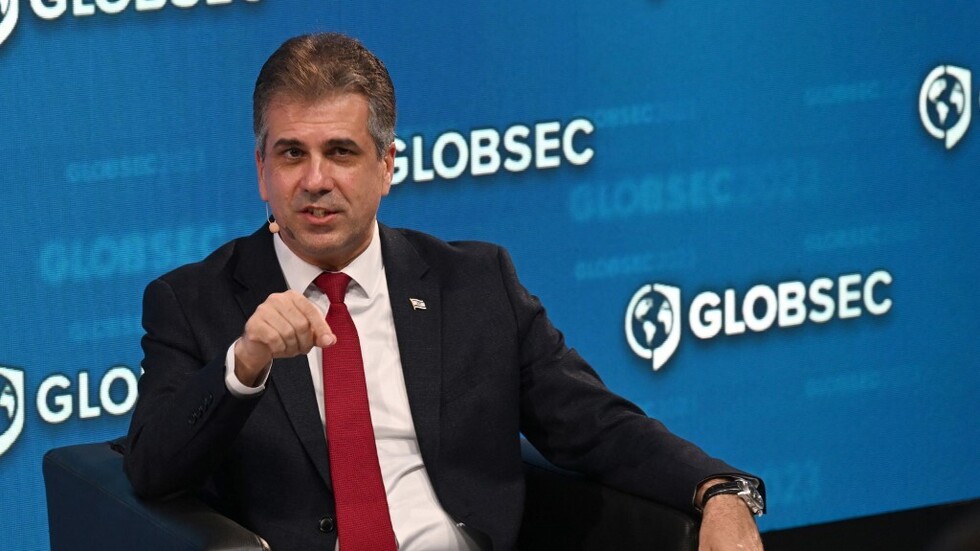 كوهين يهاجم هاريس: لا تفهم الإصلاح القضائي في إسرائيل