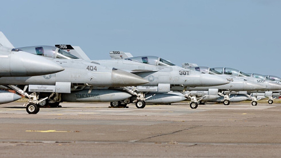 صحيفة: الغرب قد يزود أوكرانيا بمقاتلات 