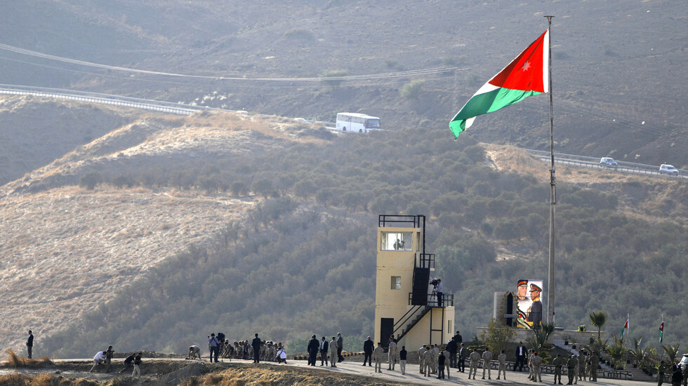 تفاصيل إحباط محاولة تهريب 10 فرنسيين من الأردن إلى تل أبيب