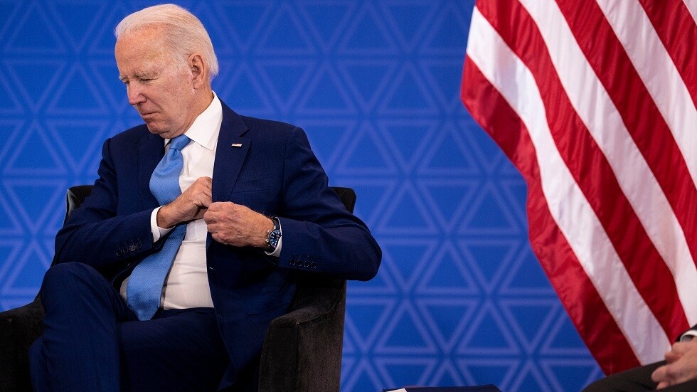 نائبة أمريكية تطالب بسجن بايدن في حالة ثبوت تورطه بالرشوة