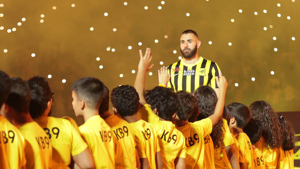 بنزيما يعلق على حفل تقديمه في جدة