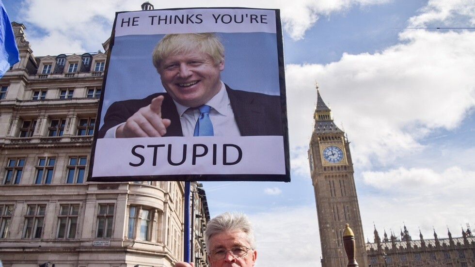 بوريس جونسون يعلن استقالته من البرلمان وعقوبة تنتظره بعد مغادرته