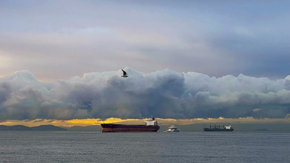 تركيا ترفع رسوم مرور السفن عبر مضيقي البوسفور والدردنيل ابتداء من الشهر القادم