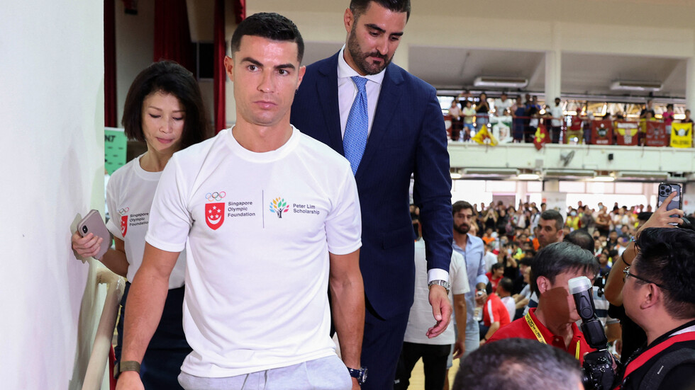 هل هي بداية النهاية؟!.. رونالدو يسجل أدنى سعر له منذ 2004