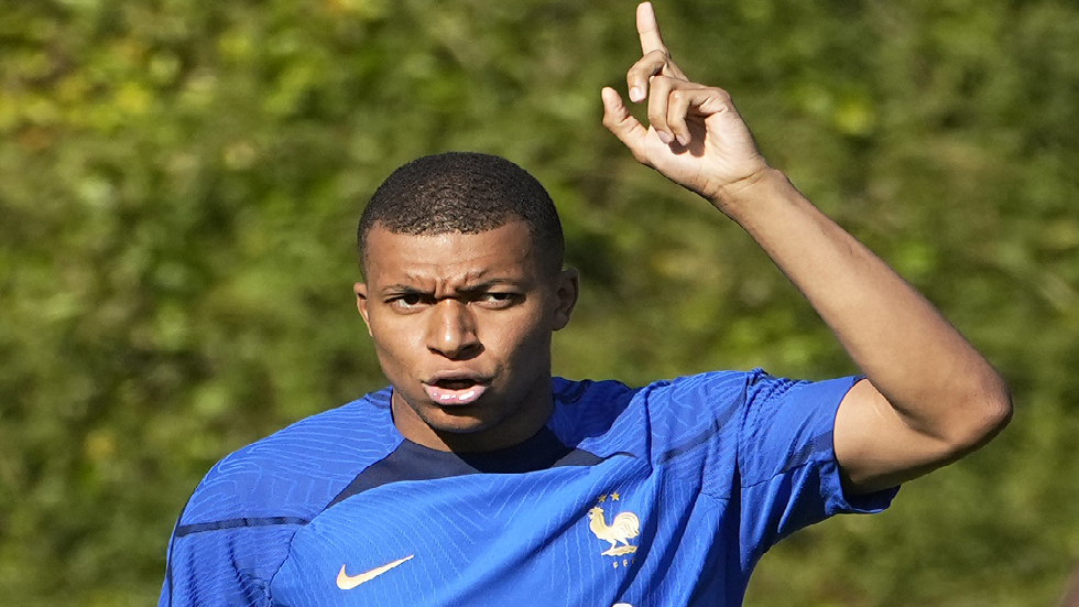 مبابي عن مصيره في الموسم المقبل: أمامي خيار وحيد!