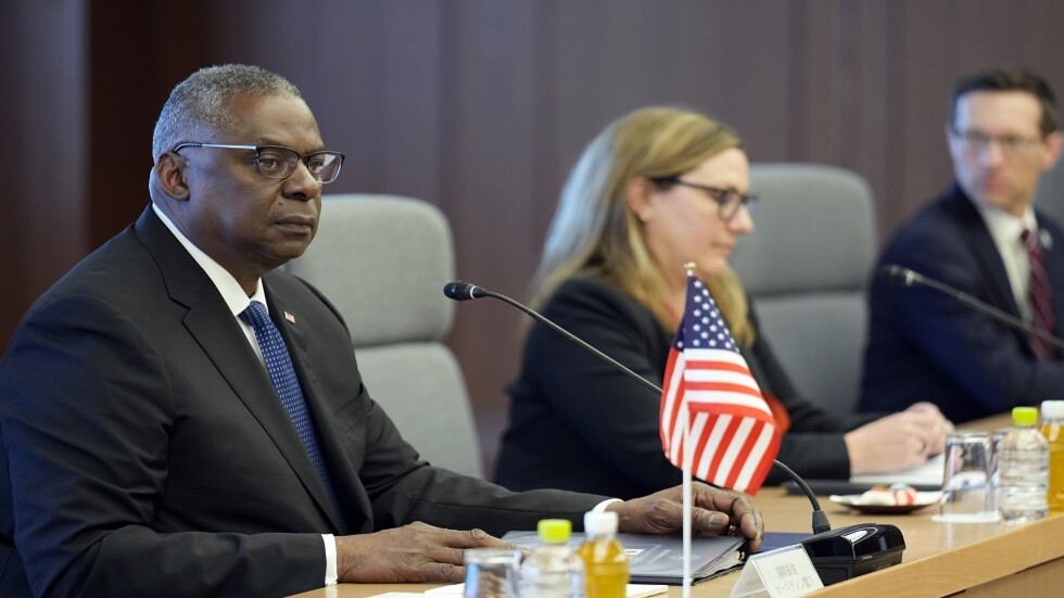 أوستن وغالانت: التعاون العسكري الإيراني الروسي ينعكس سلبا على أوكرانيا