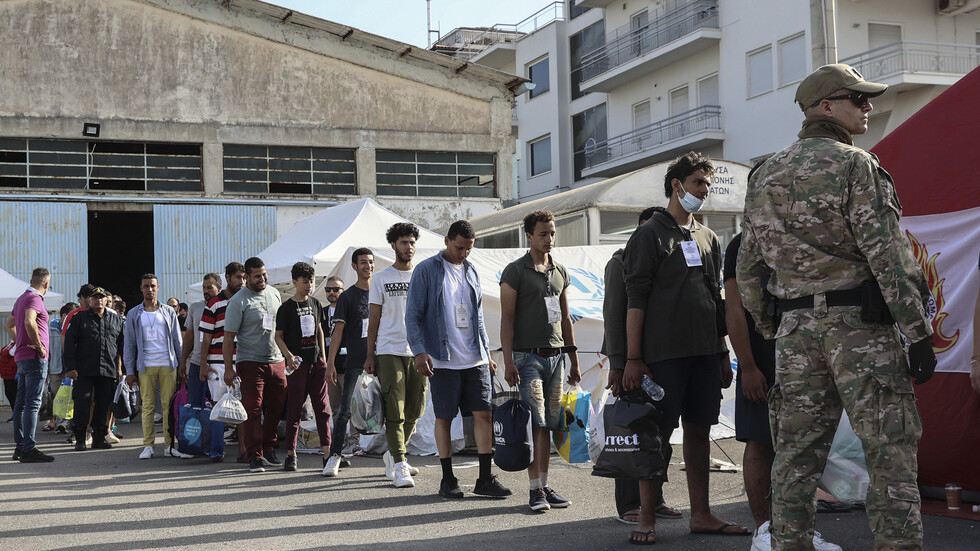 خفر السواحل اليوناني يبدأ اليوم الأخير من البحث عن المهاجرين المفقودين