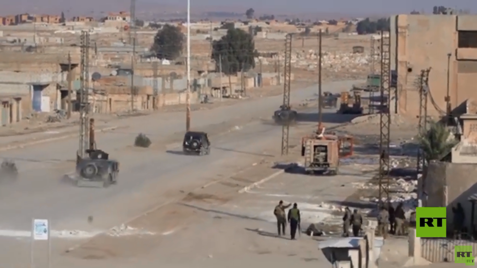 مراسلنا: هروب 25 سجينا من سجن العين في سوريا بينهم قياديون بارزون في 