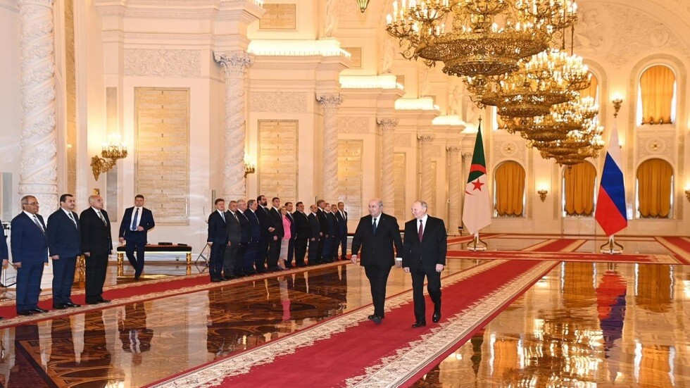 خبير لـRT: سياسة روسيا المتوازنة تكسبها حلفاء جددا والعقوبات لا تؤثر على دول الخليج الثرية