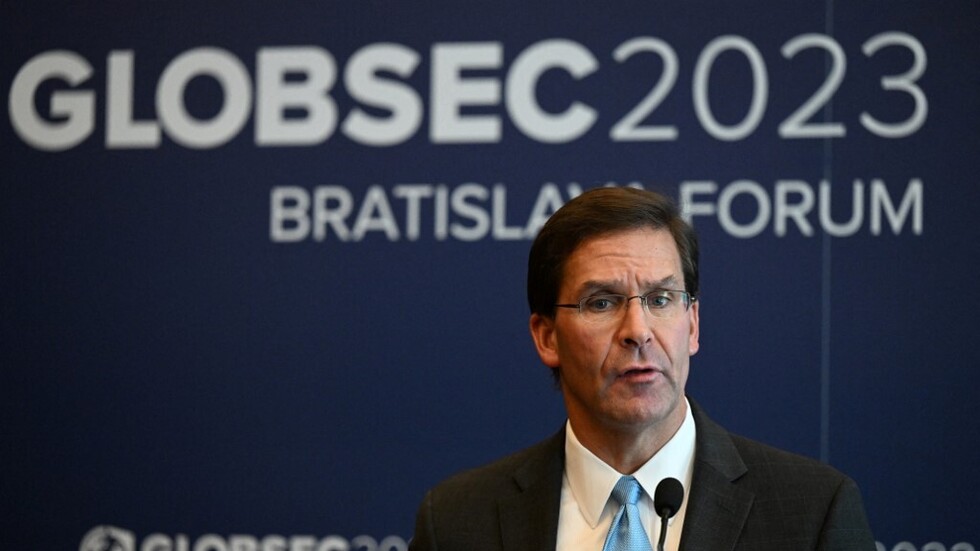 مارك إسبر: لا يمكن استئمان ترامب على أسرار الأمة