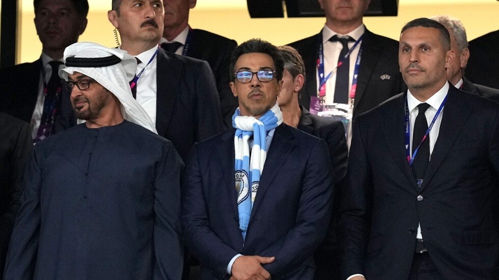 ثلاثية "نادرة".. رئيس مانشستر سيتي يكشف ما فعله الشيخ منصور بن زايد من أجل نجاح النادي