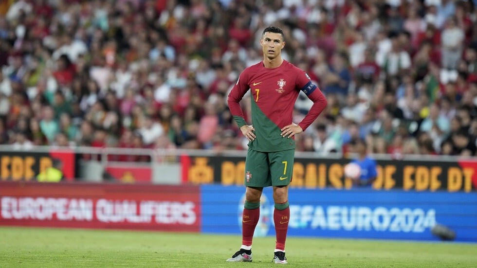 رونالدو على بعد ساعة من إنجاز تاريخي!