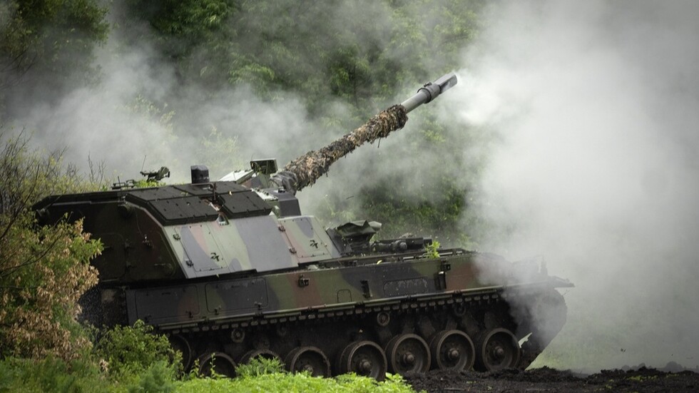 قائد قوات "أحمد": القوات الأوكرانية تشن هجمات تحت تأثير الأسلحة البيولوجية