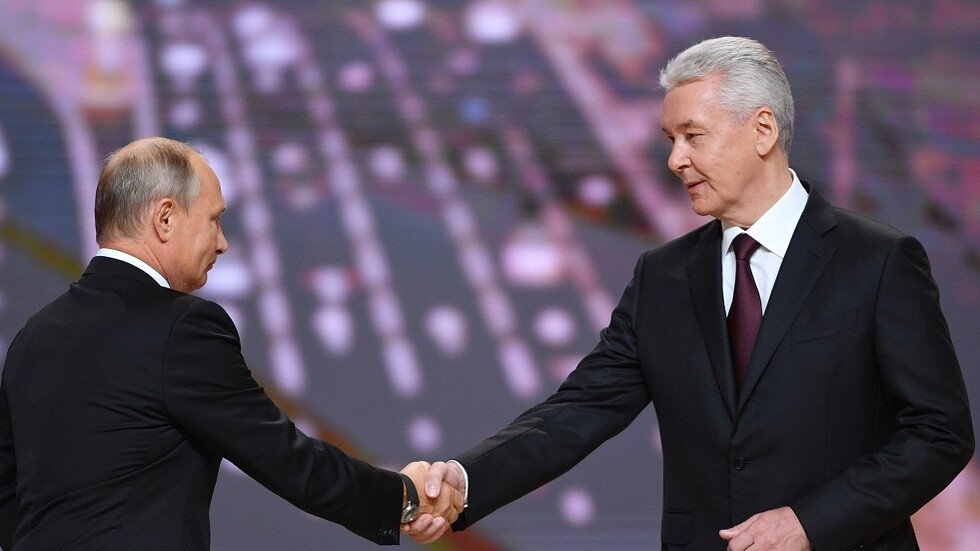 بيسكوف: بوتين يهنئ عمدة موسكو بعيد ميلاده الـ65