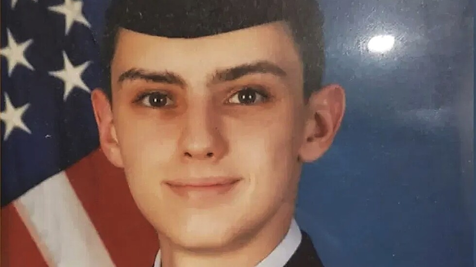 مسرب وثائق البنتاغون السرية يدفع ببراءته أمام المحكمة