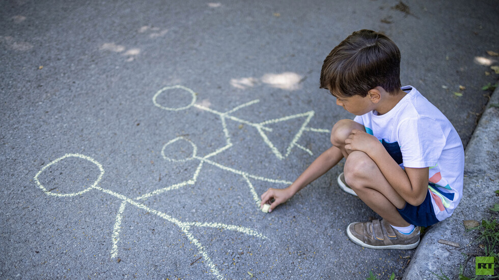 اليتم يؤثر على المناعة في الكبر