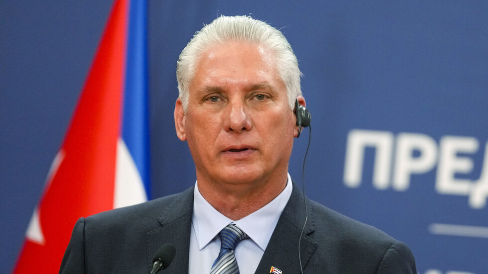 رئيس كوبا يعلن تضامنه مع بوتين والشعب الروسي في مواجهة العصيان