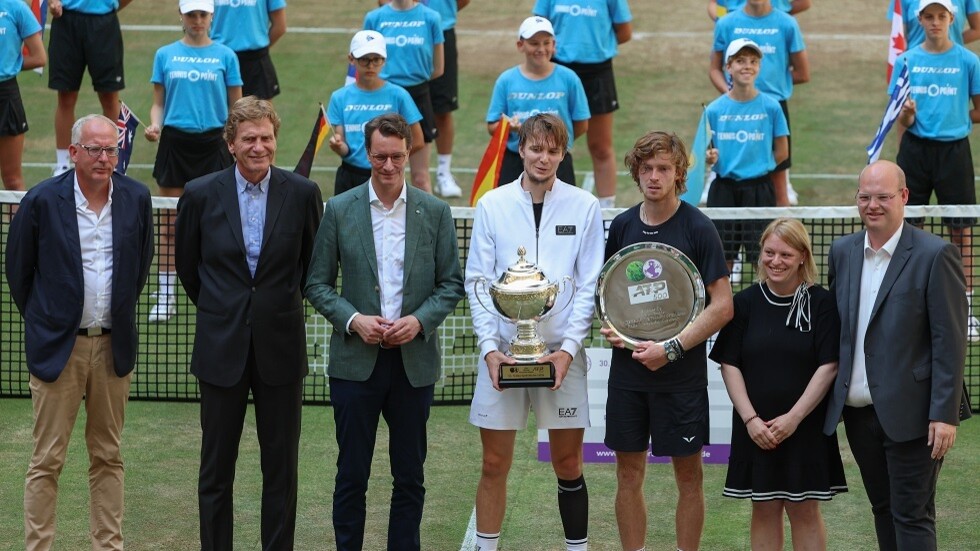 الروسي روبليف: الهزيمة في نهائي بطولة هاله للتنس ليست كارثة (فيديو)