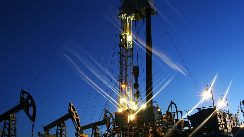 صادرات المشتقات النفطية الروسية تخيب آمال الغرب وتسجل أعلى المؤشرات