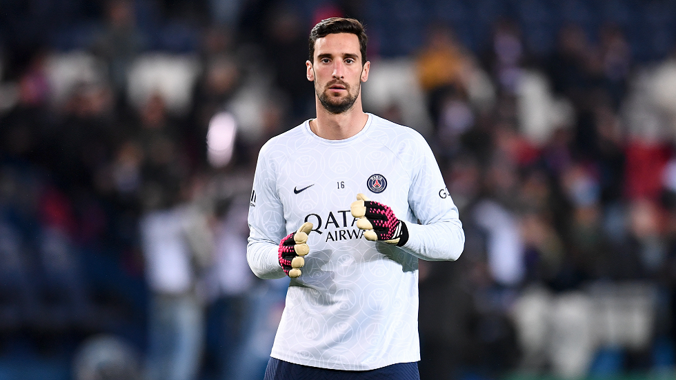 آخر التطورات الصحية لحارس باريس سان جيرمان