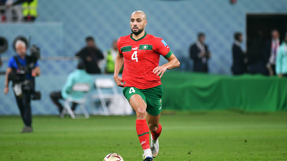 كشف سبب تراجع برشلونة بشكل مفاجئ عن ضم المغربي أمرابط