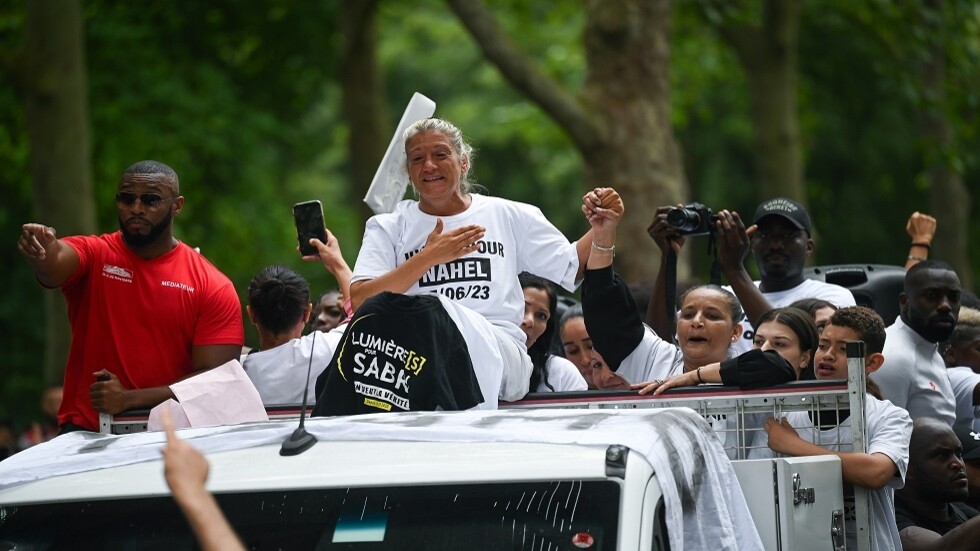 فرنسا.. جدّة الضحية نائل لـRT: ما حدث جريمة قتل مكتملة الأركان مع سبق الإصرار (صور)