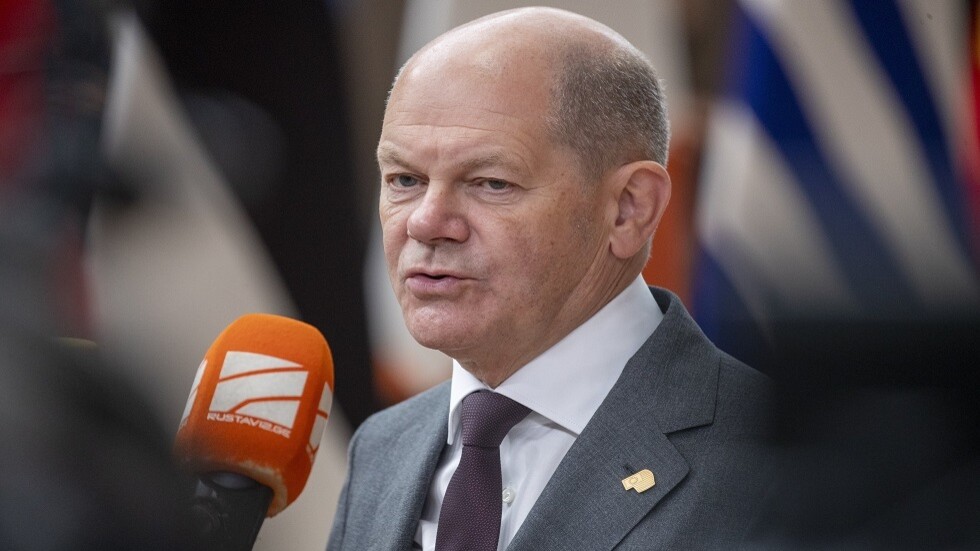 شولتس يشكك في إمكانية مصادرة أصول البنك المركزي الروسي المجمدة