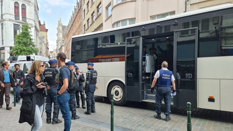 فرنسا.. تعبئة 45 ألف شرطي ودركي تحسباً لليلة رابعة من الشغب