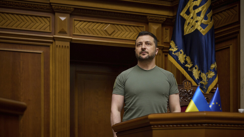 زيلينسكي: أوكرانيا تسعى لتحقيق نتائج في الميدان قبل قمة الناتو
