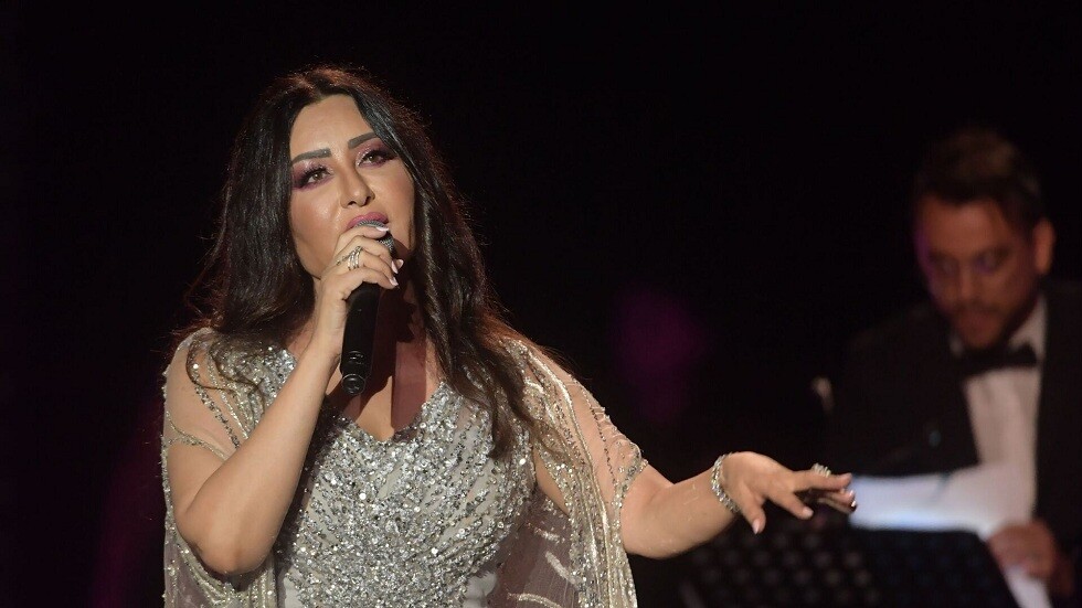 لطيفة تكشف تفاصيل مشهد جريء تسبب في خلافها مع يوسف شاهين في فيلم "سكوت هنصور"