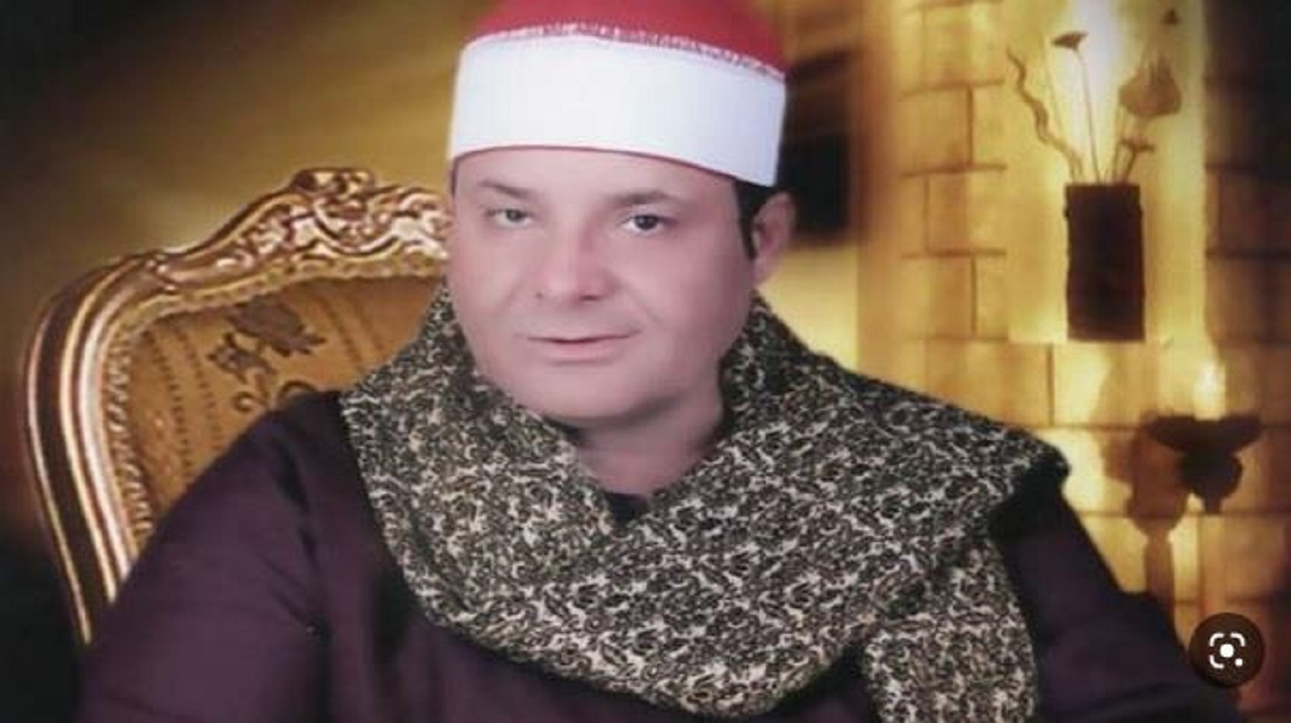 قراء مصر تستدعي الشيخ حلمي الجمل للتحقيق بعد تمايله كمطربي المهرجانات خلال تلاوة القرآن