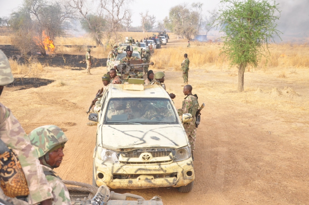 نيجيريا.. مقتل عدد من العسكريين في كمين تخلله تفجير انتحاري