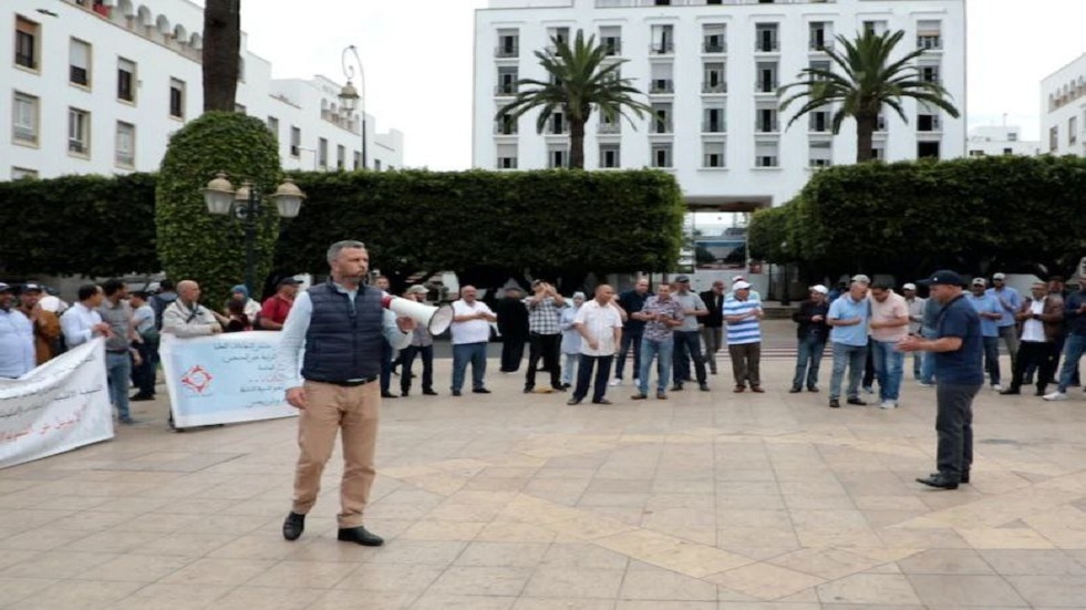 السلطات المغربية تفرق بالقوة احتجاجا للموظفين أمام وزارة الداخلية