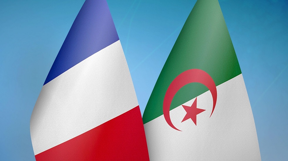 دعوات في فرنسا تطالب بإعادة التفاوض حول اتفاقية الهجرة مع الجزائر
