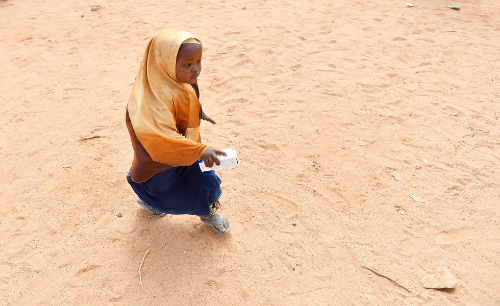 الصومال.. مقتل وإصابة 80 شخصا معظمهم أطفال بانفجار ذخيرة غير منفجرة جنوبي البلاد