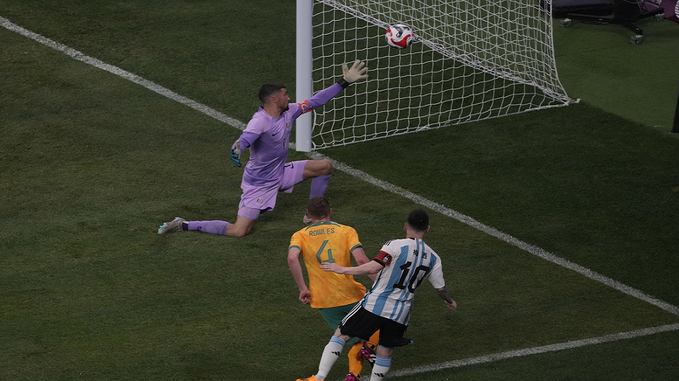 ميسي يسجل أسرع هدف في مسيرته ويقود الأرجنتين للفوز على أستراليا (فيديو)