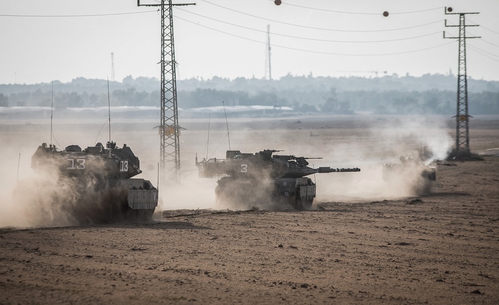 إسرائيل تنفي تقارير حول إرسالها دبابات 
