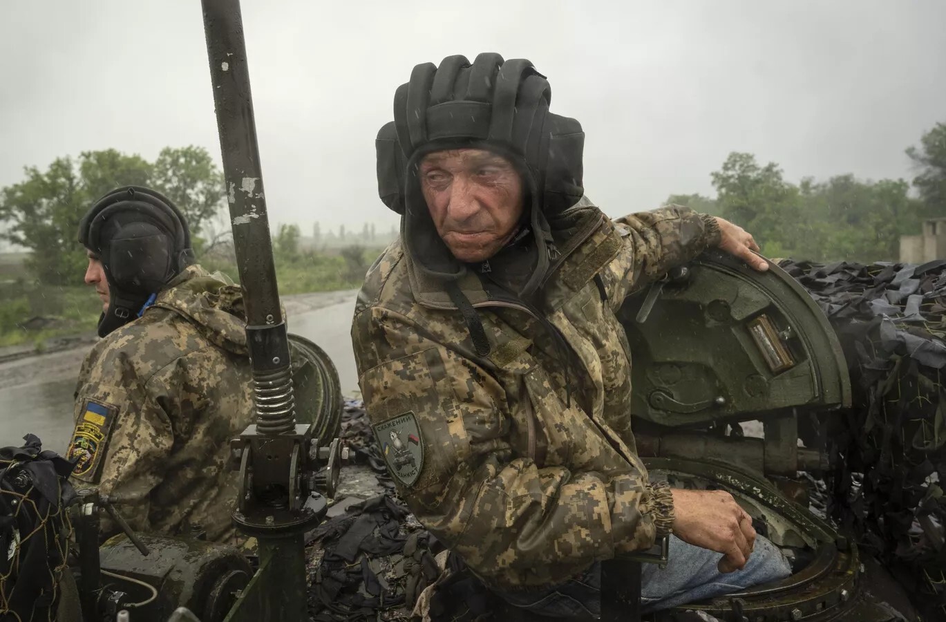أسير أوكراني: نظام كييف يخدع المعفيين من الخدمة ويزج بهم في هجومه المضاد